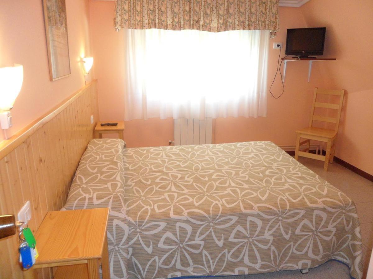 Hostal Alce Hotel Nigrán Kültér fotó