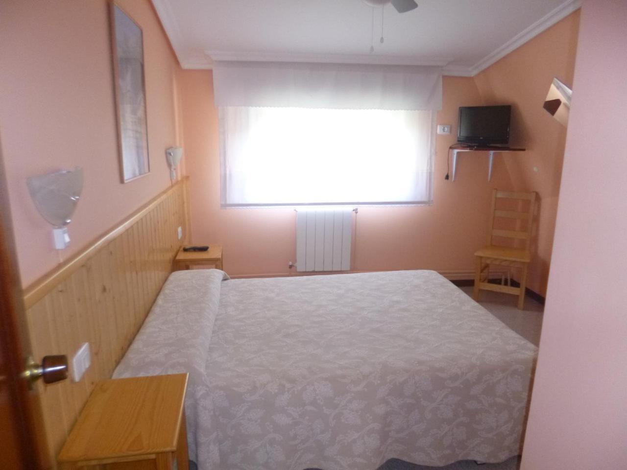 Hostal Alce Hotel Nigrán Kültér fotó
